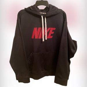 Nike Therma-fit pullover Mens hoodie . Bought but fits more like a large .